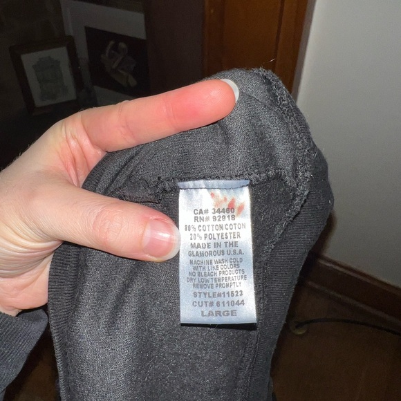 Vintage Juicy Couture size large velvet off the shoulder top in black - Picture 5 of 6